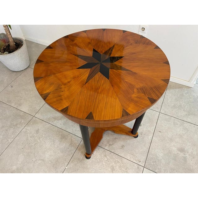Biedermeier Walnut Round Table For Sale - Image 4 of 12