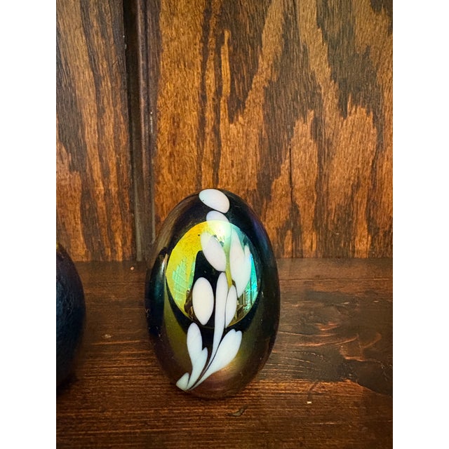 Mount St. Helens Studio Art Glass Paperweights — Set of 2 (1982 & 1984) For Sale - Image 4 of 5