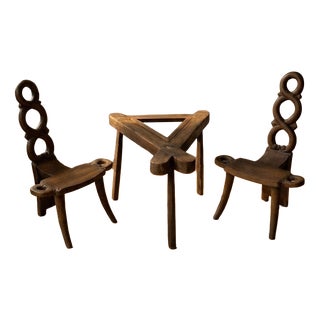 Vintage Sculptural Wooden Table and Two Chairs with Hand-Carved Loop Backrests, 1940s, Set of 3 For Sale
