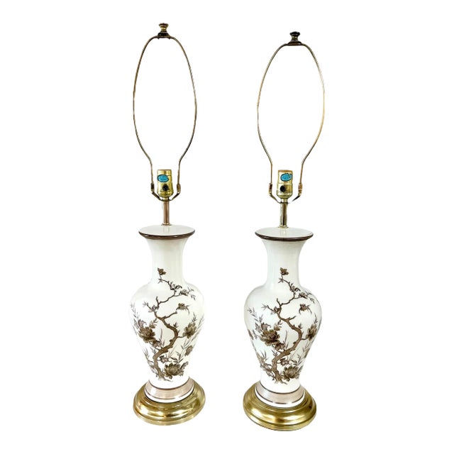 Pair Vintage Brown and White Ceramic Transferware Hollywood Regency Style Lamps For Sale