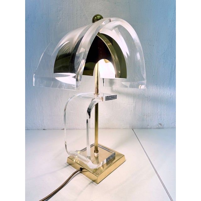 Hollywood Regency Table Lamp in Acrylic and Gold-Plated Metal, 1970s For Sale - Image 9 of 16