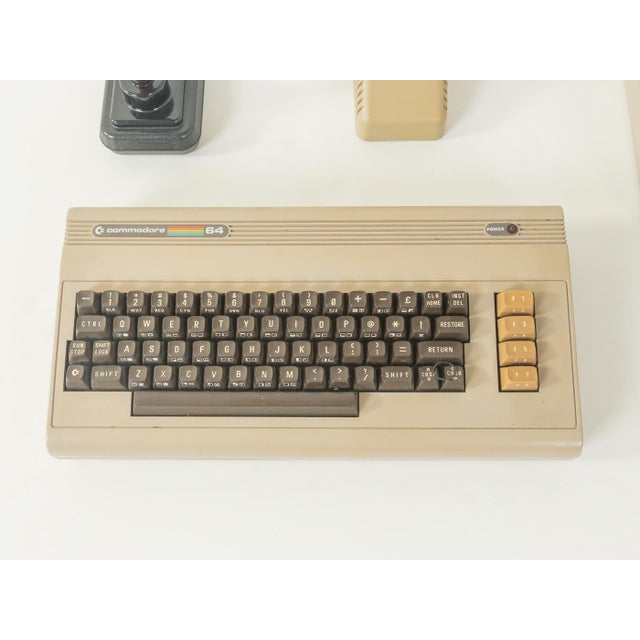 Mid-Century Modern Complete Vintage Commodore 64, 1982, Set of 6 For Sale - Image 3 of 12
