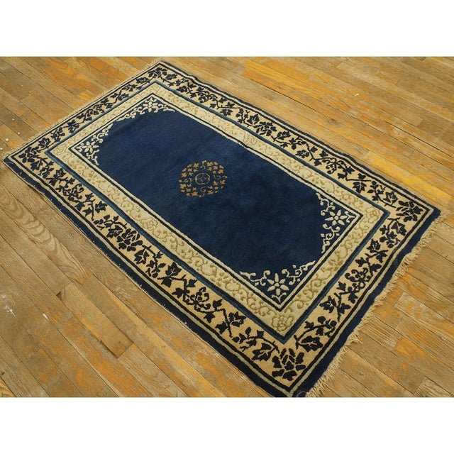 1920s Navy Blue Floral Medallion Antique Chinese Peking Small Rug 2' 7'' X4' 2'' For Sale - Image 4 of 8