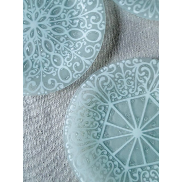 Vintage Higgins Glass Plates Signed Mid Century Modern Frosted Art Glass 7 Inch Dessert Plates - Set of 6 For Sale - Image 10 of 12