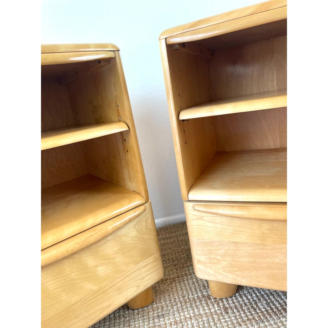 Vintage Mid-Century Modern Heywood Wakefield Pair of Encore Nightstands Model 518 For Sale - Image 13 of 18