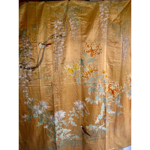 Japanese Japanese 19 Century Silk Embroidery Birds and Wisteria Flowers For Sale - Image 3 of 15