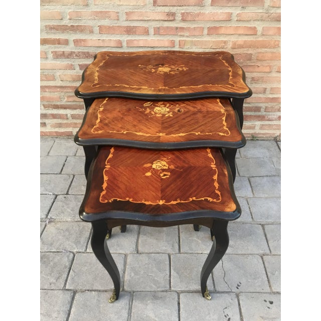 Mid-Century Modern Marquetry Nesting Tables with Cabriole Shaped Legs, 1950s, Set of 3 For Sale - Image 3 of 16
