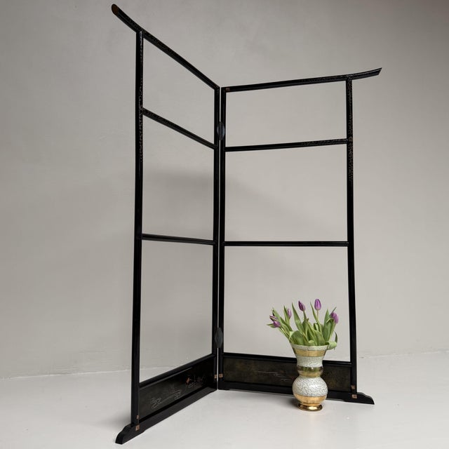 Wood Antique Japanese Black Lacquered Ikō Kimono Hanger with Cranes, 1920s For Sale - Image 7 of 17