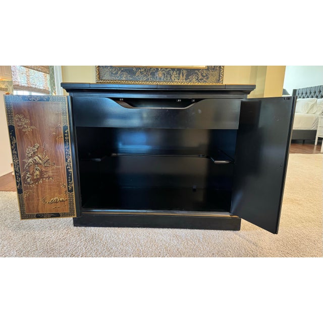 1980s Drexel Et Cetera Chinoiserie Flip-Top Server For Sale In West Palm - Image 6 of 7