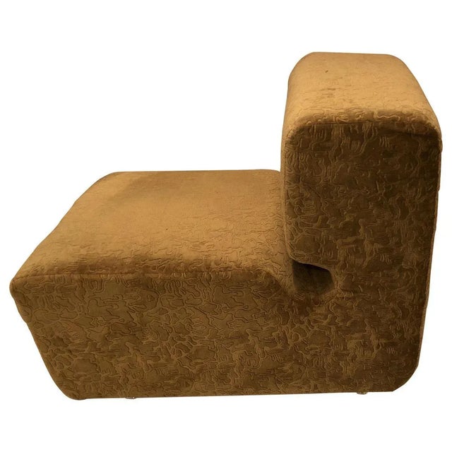 Hotel Kyjev Upholstered Chair by Vojtech Vilhan, Bratislava, 1973 For Sale - Image 8 of 8