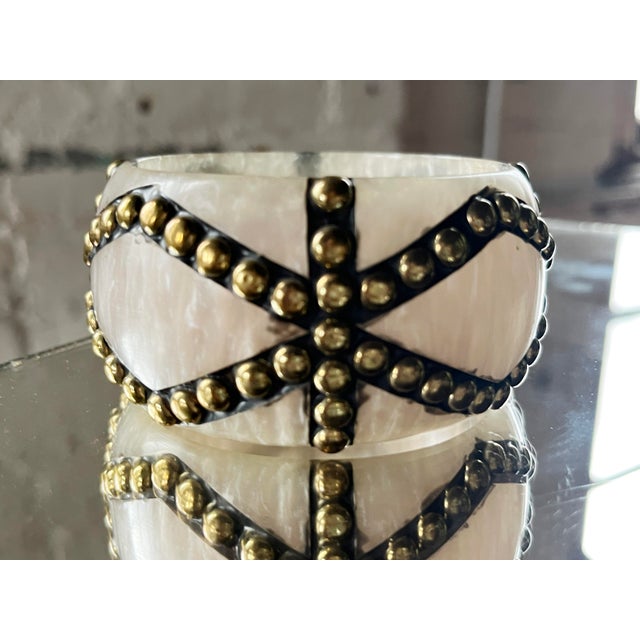Mid-Century Modern Vintage 1980s Ivory Lucite Bangle With Brass Stud Grid For Sale - Image 3 of 9