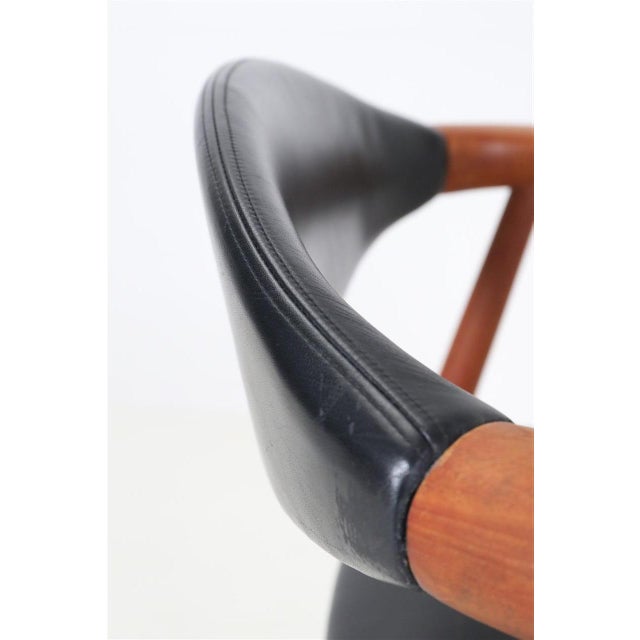 Teak Armchair with Black Leather attributed to Svend Aage Eriksen for Glostrup, 1960s For Sale - Image 6 of 17
