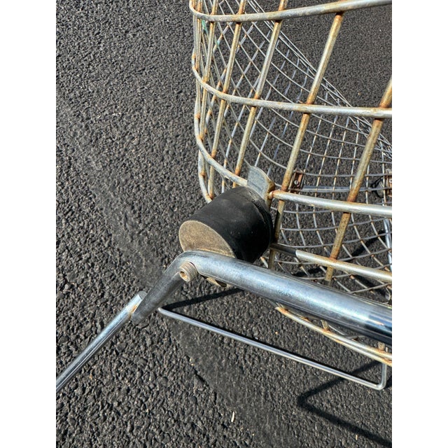 Chrome 1960s Attributed Bertola Large Diamond Chair For Sale - Image 8 of 12