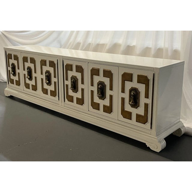 Mid-Century Modern Mastercraft Mid Century Modern Sideboard, Double Chest, Palatial For Sale - Image 3 of 13