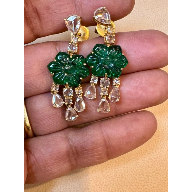 Arts & Crafts 12Ct Carved Emerald & 5 Ct Rose Diamond Dangling Post Earrings 22 Kt Yellow Gold For Sale - Image 3 of 18