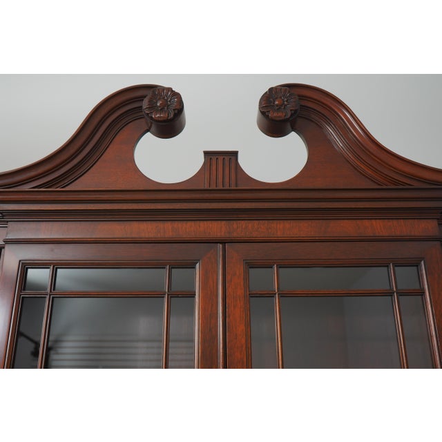 Kindel Oxford Mahogany 4 Door Breakfront For Sale In Philadelphia - Image 6 of 12