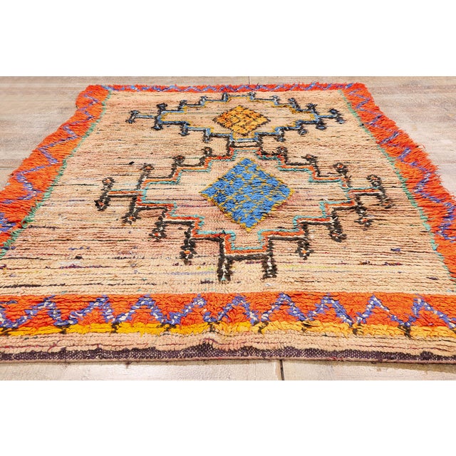 Vintage Azilal Boucherouite Moroccan Rug, 05'00 X 08'04 For Sale - Image 9 of 10