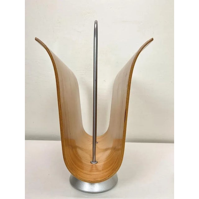 Ligne Roset Mid-Century Modern Magazine Rack by Ligne Roset, France, 1970s For Sale - Image 4 of 11