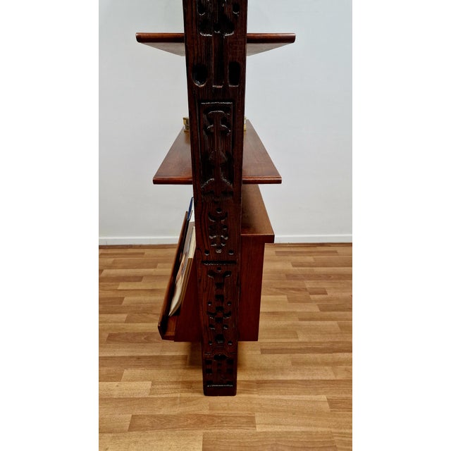 Entrance Divider in Teak, Italy, 1960s, in Flawless conditions. Designed 1960 to 1969