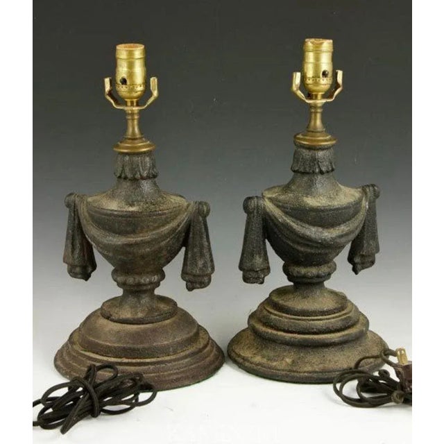 French Country Pair of Hollywood Regency Tassel Urn Metal Finial Lamps, 14.25” High For Sale - Image 3 of 5