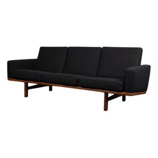 Three-Seat Sofa by Hans J. Wegner for Getama For Sale