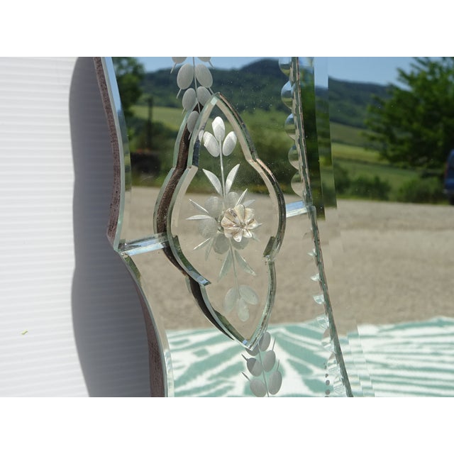 Vintage Venetian Oval Mirror with Pediment, 1950s For Sale - Image 11 of 18