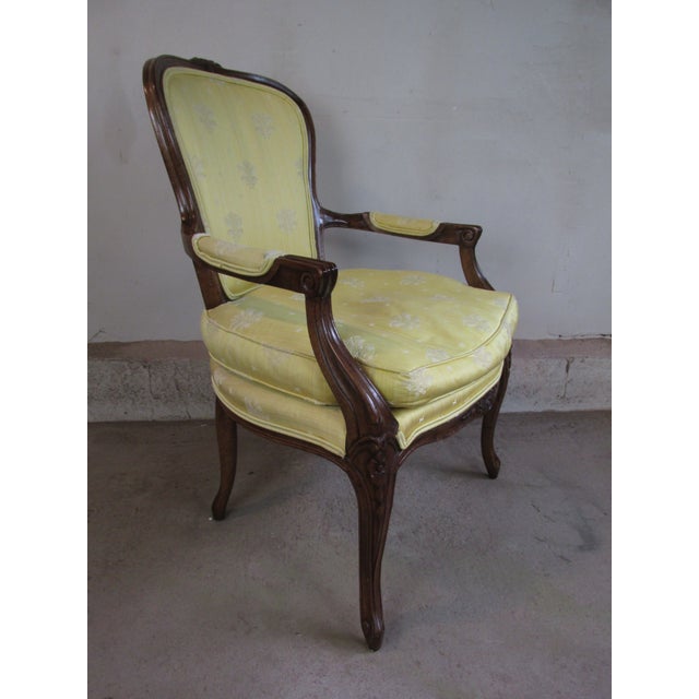 Hickory Furniture Vintage French Louis XV Style Fauteuils by Hickory Furniture Co., a Pair For Sale - Image 4 of 14