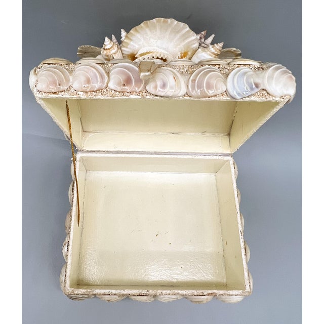 Vintage Handmade Seashell Encrusted Lidded Box – Coastal / Organic Modern For Sale - Image 10 of 14