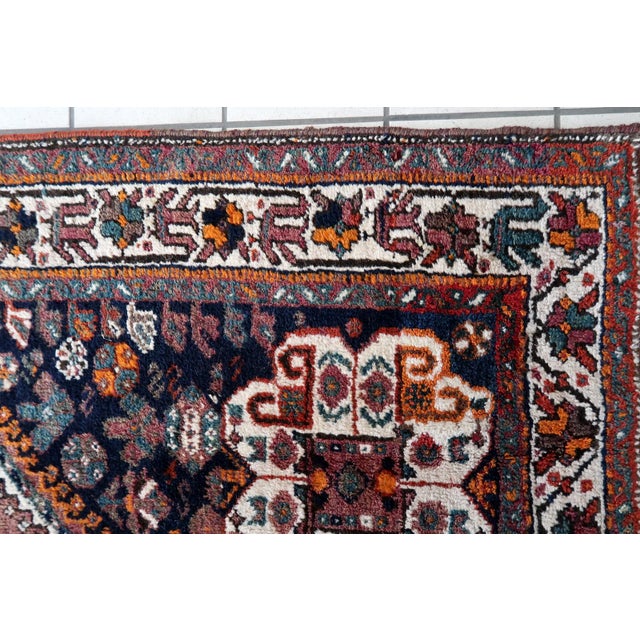 Burgundy 1940s, Handmade Vintage Persian Shiraz Rug 4.8' X 6.8' For Sale - Image 8 of 10