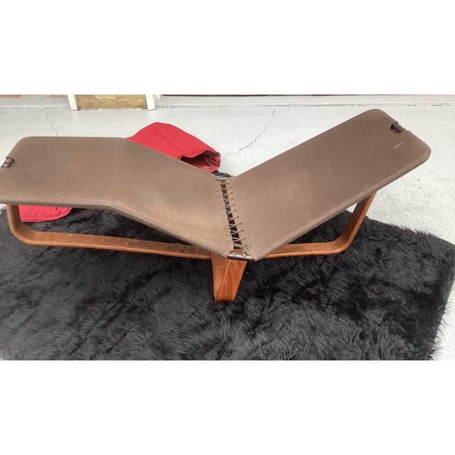 Westnofa Furniture Mid Century Ingmar Relling for Westnofa Bentwood Rocking Chaise Lounge With Reversible Cushion For Sale - Image 4 of 16