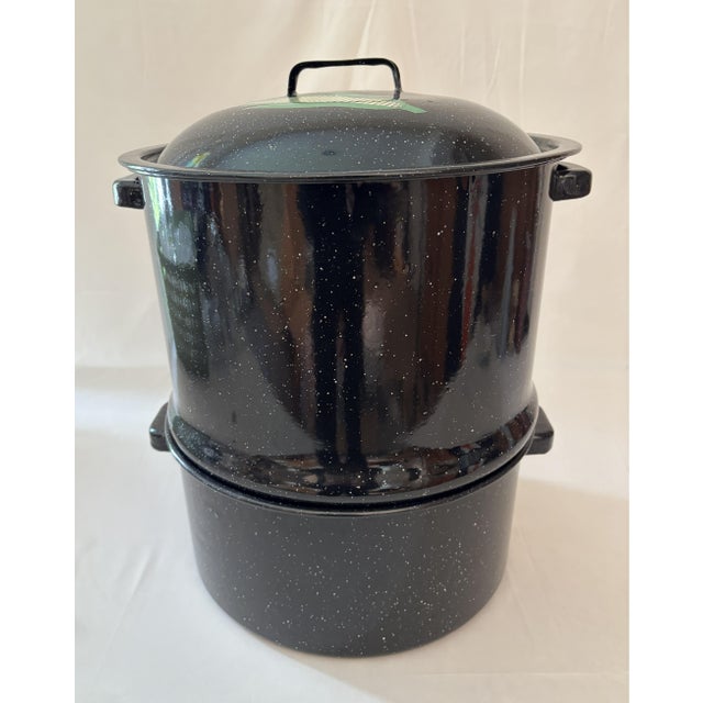 1980s Vintage Granite Ware Enamel Clam and Lobster Steamer With Spigot For Sale - Image 5 of 12