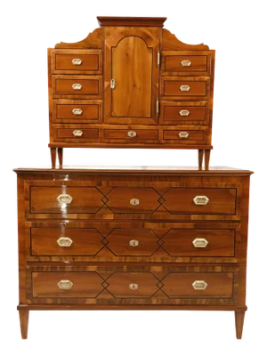 German Chest of Drawers in Walnut, 1810