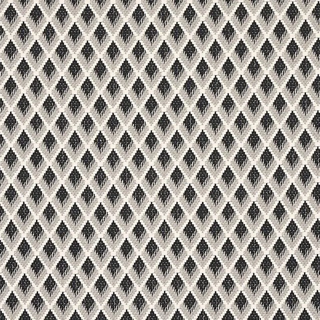 A stylish three-color pattern that's endlessly versatile. Sold in a 2-yard minimum Content: 100% Cotton Horizontal Repeat:...