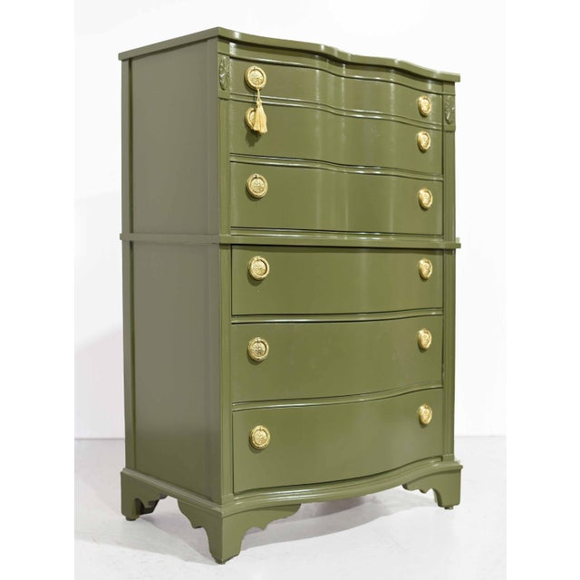 Traditional Mid Century Regency Style Mahogany Serpentine Highboy in Green - Newly Painted For Sale - Image 3 of 12
