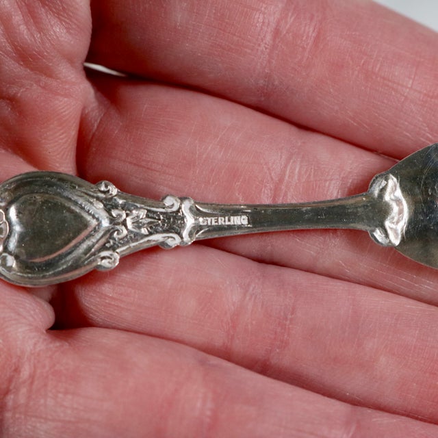 Mid 20th Century Fostoria Salt Cellars With Antique Heart Motif Sterling Silver Salt Spoons - Set of 4 For Sale - Image 11 of 14