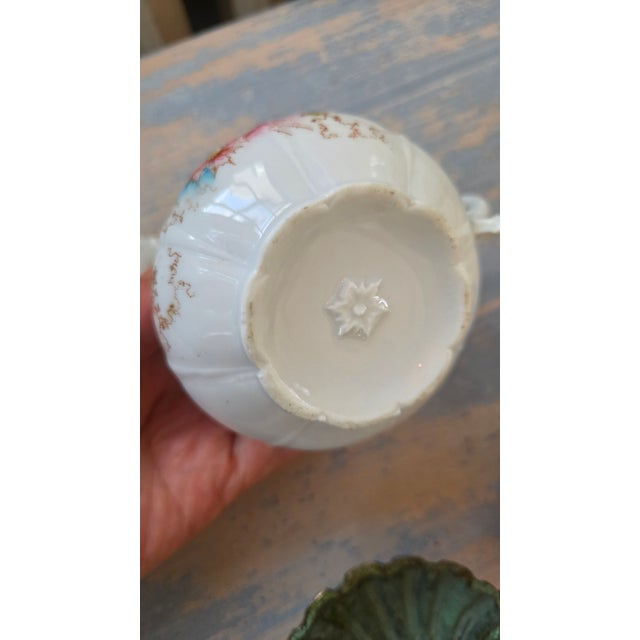 Early 20th-Century Japanese Floral Porcelain Petite Covered Sugar Bowl For Sale - Image 12 of 18