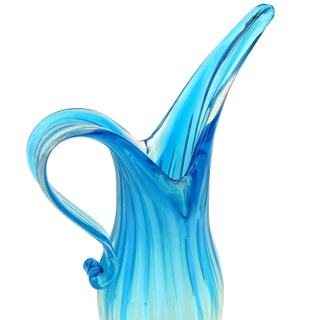 Late 20th Century Vintage Murano Fratelli Toso Tall Opalescent Sky Blue White Fade Italian Ribbed Art Glass Pitcher Flower Vase For Sale - Image 5 of 10