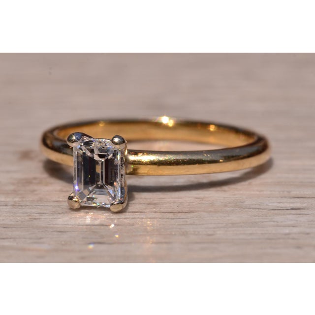 The Penn Drive: Solitaire Engagement Ring with Natural Emerald Cut Diamond For Sale In Philadelphia - Image 6 of 12