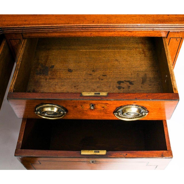 George III Mahogany Inlaid Sideboard, 18th Century For Sale - Image 15 of 18