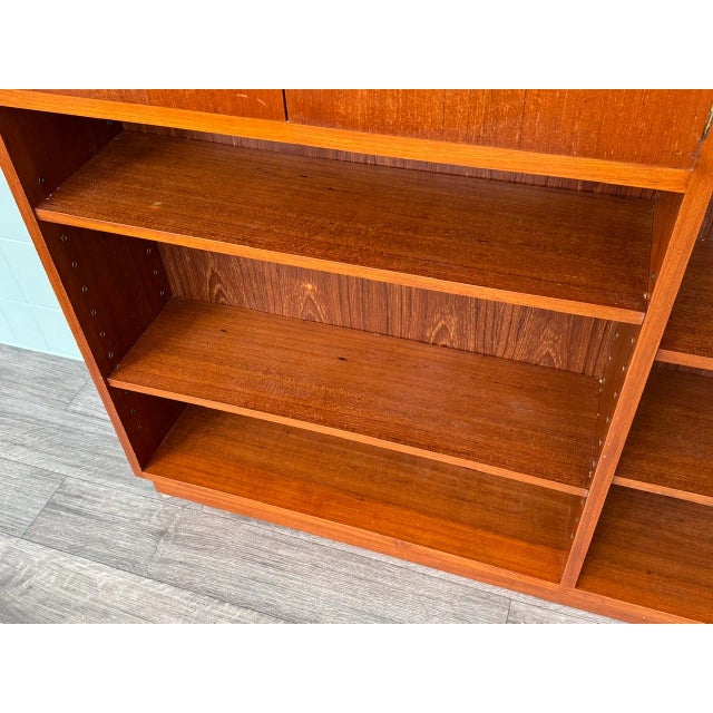 Vintage Italian Teak Bookcase, 1960s For Sale - Image 15 of 16