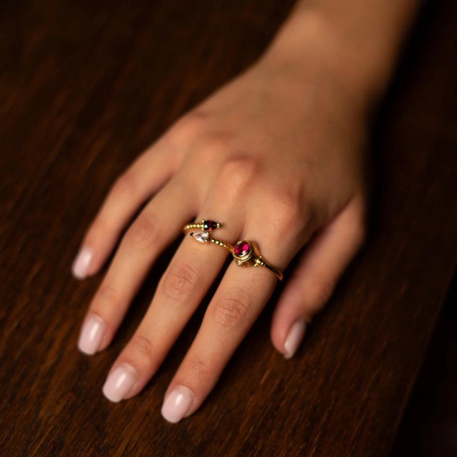 Ruby & Diamond Teardrop Glow Gold Adjustable Ring, Size 8 For Sale - Image 4 of 8