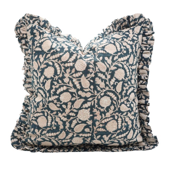 Add a touch of timeless elegance to your home with this Elegant Frill Edge Pillow Cover, designed to enhance sofas, beds,...