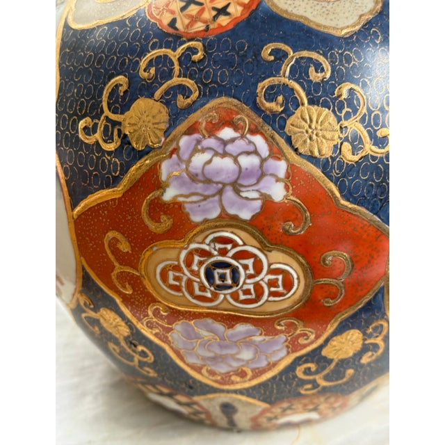 Chinoiserie Gump's Exclusive - Large Mid-Century Export Ginger Jar For Sale - Image 3 of 10