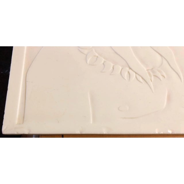 Abraham Harriton Milk Glass Carved Sculpture Panel Cowboy Indian WPA Artist Americana, 1940s For Sale In Miami - Image 6 of 7