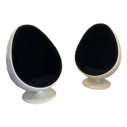 Vintage Egg Ovalia Armchair from Thor-Larsen, 1970s, Set of 2 For Sale