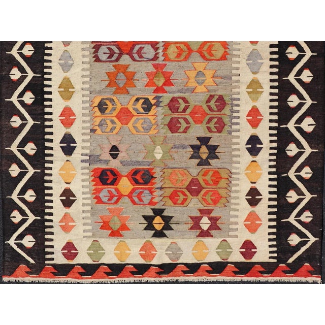 Tribal Mid 20th Century Colorful Vintage Turkish Flatweave Rug With All-Over Tribal Design For Sale - Image 3 of 12