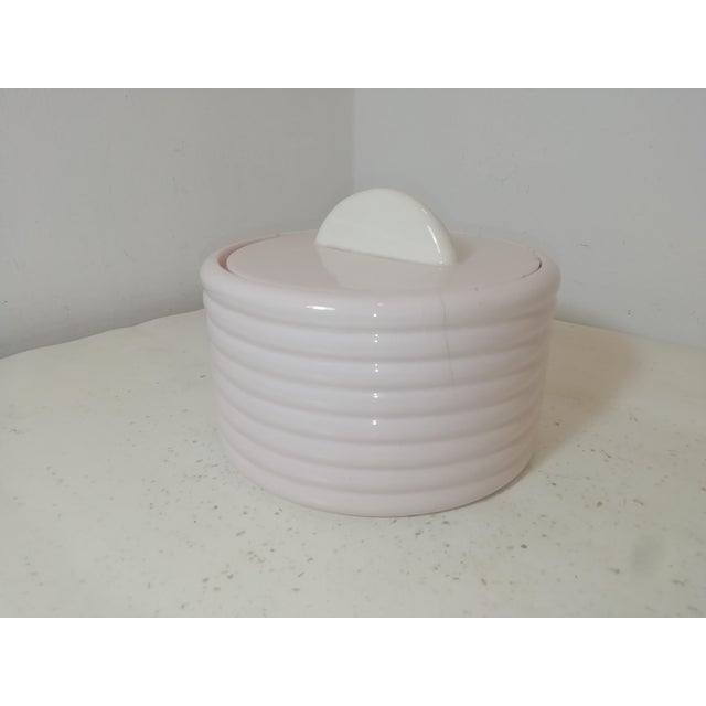 Beautiful ceramic box from the period with an Art Deco design. Made in Italy by Galvani Pordenone, famous for its airbrush...