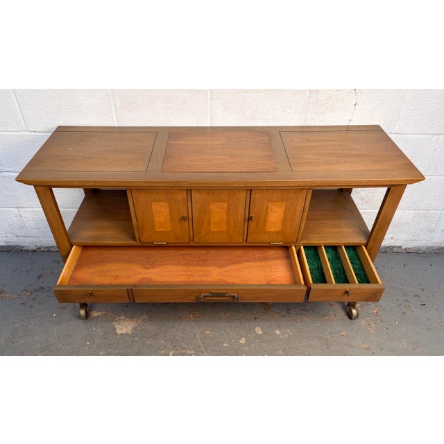 Mid 20th Century Modern Walnut Server Bar Cart by White Furniture Co. For Sale - Image 12 of 18