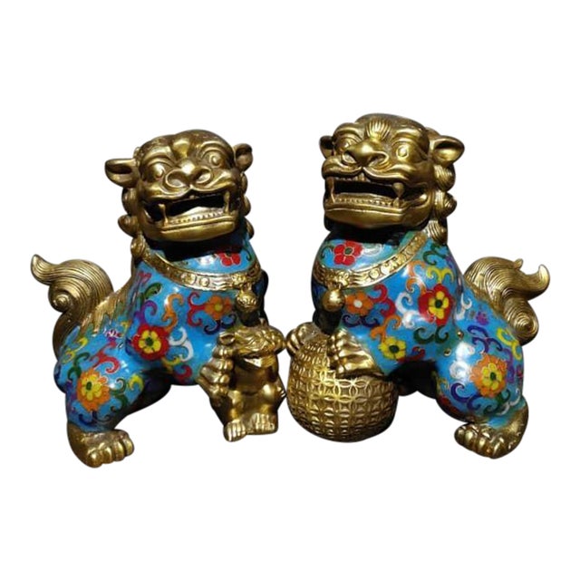 Pair of Vintage Cloisonné Enamel Guardian Lions – Gilt Bronze Wealth Foo Dogs For Sale