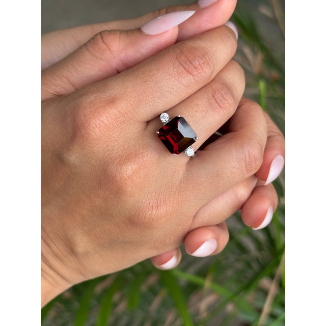 Art Deco Style Asscher Cut Garnet 925 Silver Statement Ring With Zirconia - Size 6 For Sale - Image 10 of 15
